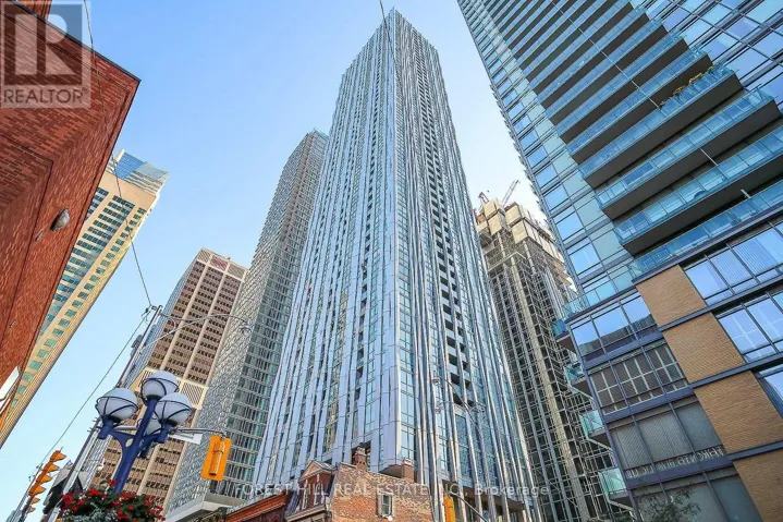 3903 - 1 YORKVILLE AVENUE, Toronto (Annex), Ontario M4W0B1