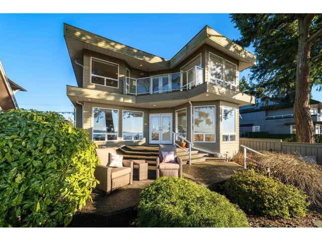 2810 O'HARA LANE, Surrey, British Columbia V4A3E4