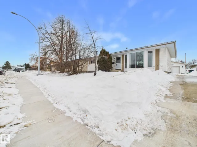 352 Huffman CR NW, Edmonton, Alberta T5A4C8