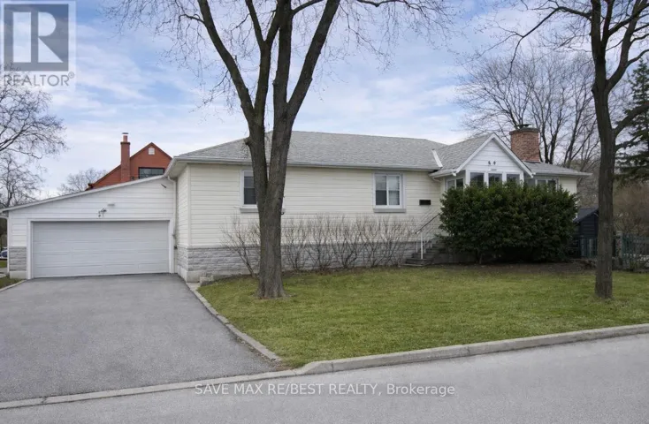 57 PLEASANT AVENUE, Toronto (Newtonbrook West), Ontario M2M1L8