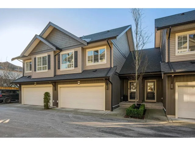 56 4967 220 STREET, Langley, British Columbia V3A0G3