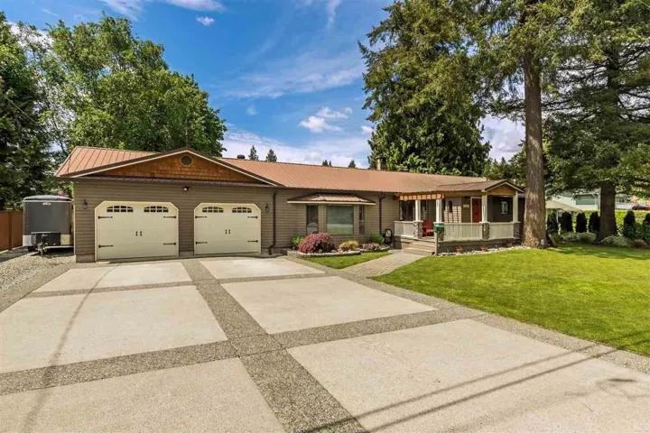 3667 207 STREET, Langley, British Columbia V3A4X5