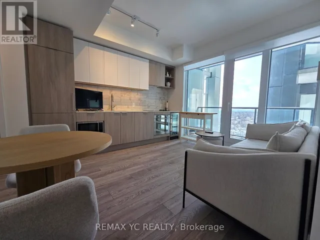 1722 - 2020 BATHURST STREET, Toronto (Humewood-Cedarvale), Ontario M5P0A6