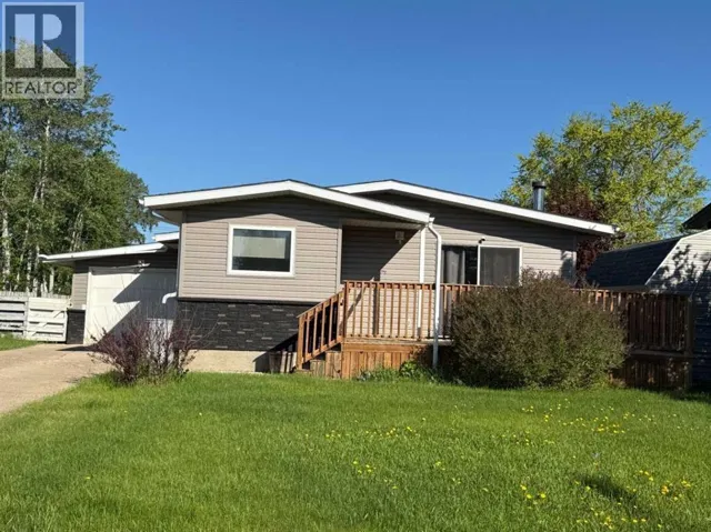 10402 101 Street, High Level, Alberta T0H1Z0