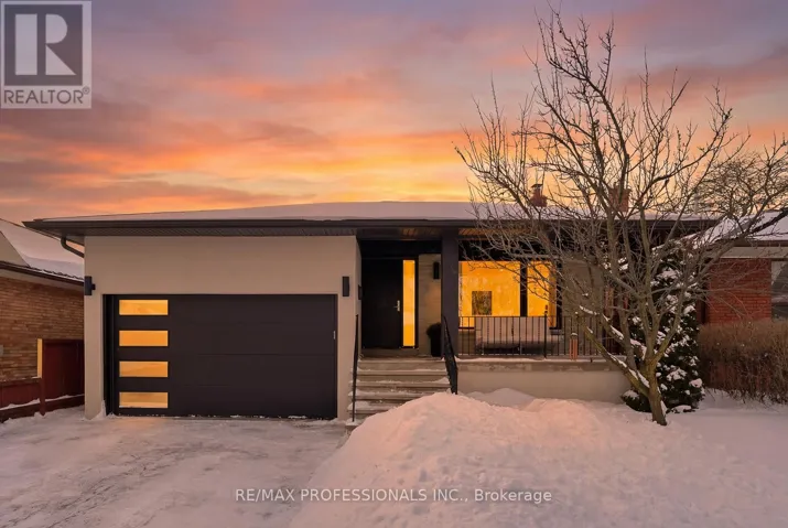 18 TREEVIEW DRIVE, Toronto (Alderwood), Ontario M8W4B9