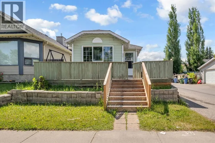 6537 68 Street NE, Calgary, Alberta T3J2M5