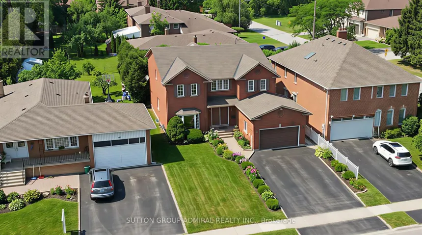 90 CLARK AVENUE, Markham (Thornhill), Ontario L3T1S8