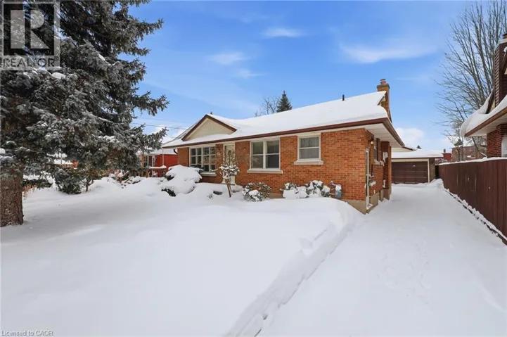 81 CLIVE Road, Kitchener, Ontario N2H3N5