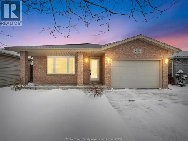 2167 CURRY AVENUE, Windsor, Ontario N9B3X5