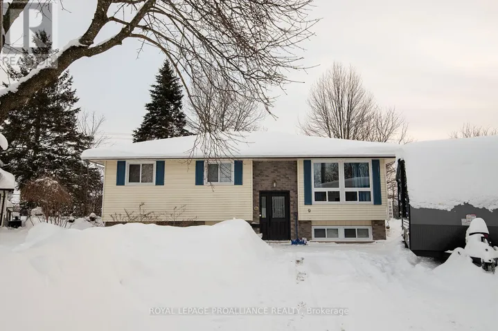 9 JEANETTE PLACE, Belleville (Belleville Ward), Ontario K8P5B1