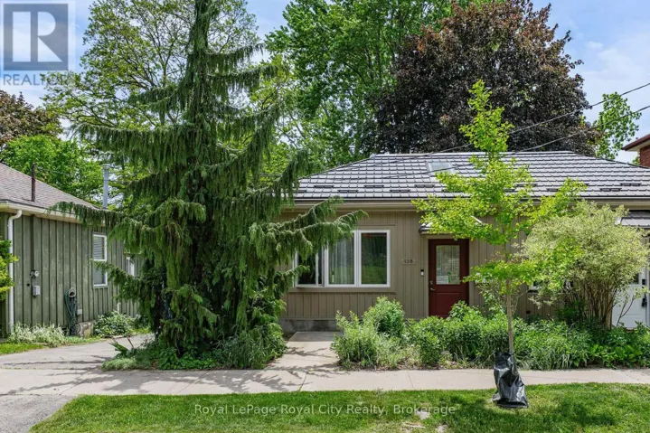 138 ARTHUR STREET N, Guelph (St. George’s), Ontario N1E4V2