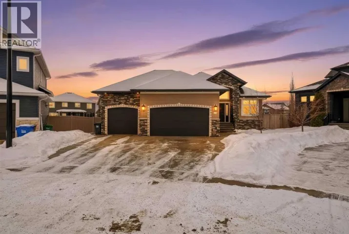 30 Van Horn Close, Red Deer, Alberta T4N0N3