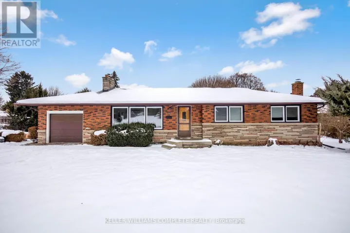 626 IROQUOIS AVENUE, Hamilton (Ancaster), Ontario L9G3B4