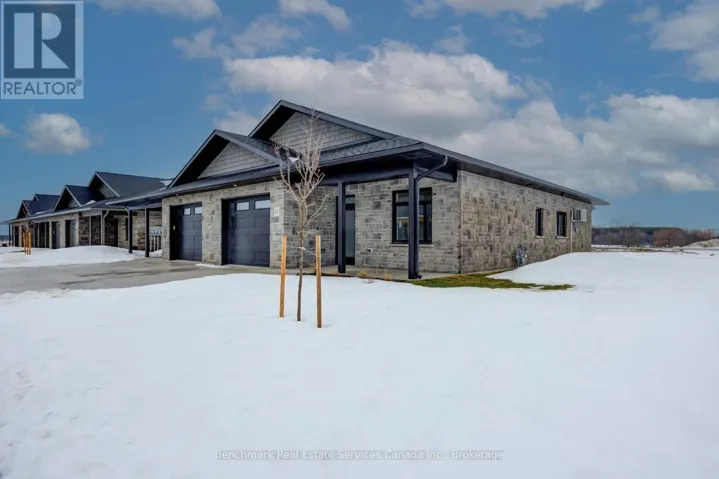 65 CAVALIER CRESCENT, Huron-Kinloss, Ontario N0G2R0