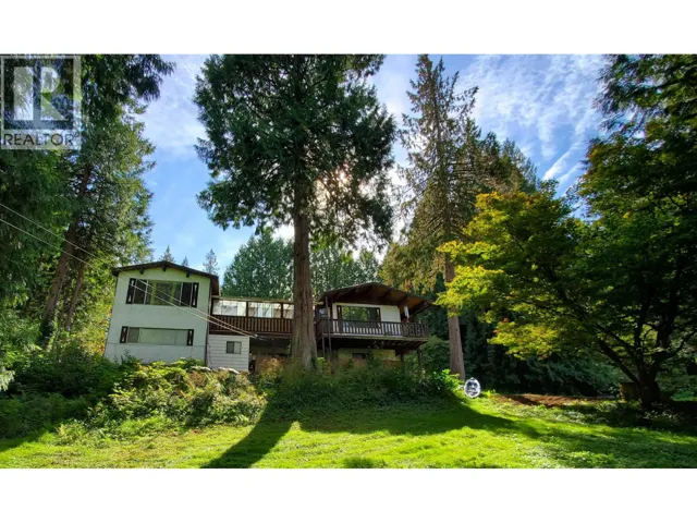 25855 112 AVENUE, Maple Ridge, British Columbia V2W1H1