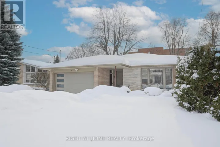 5 WINDHAM DRIVE, Toronto (Bayview Village), Ontario M2K1X7