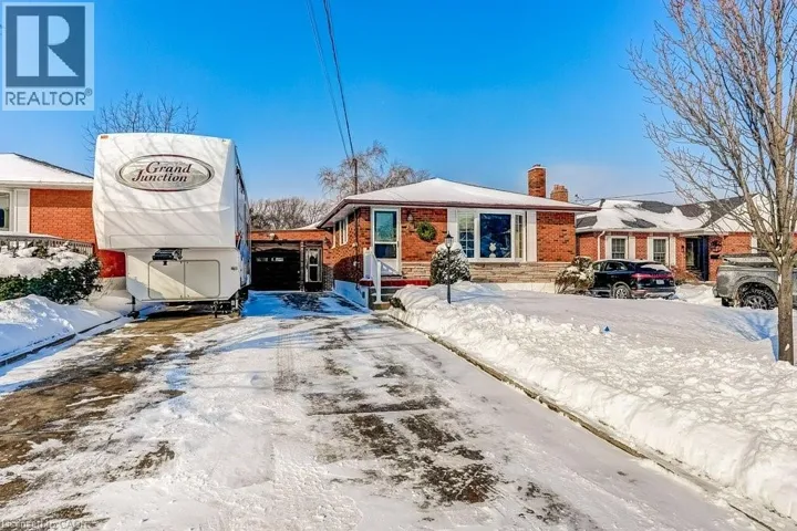 79 FAIRVIEW Road, Grimsby, Ontario L3M3L6