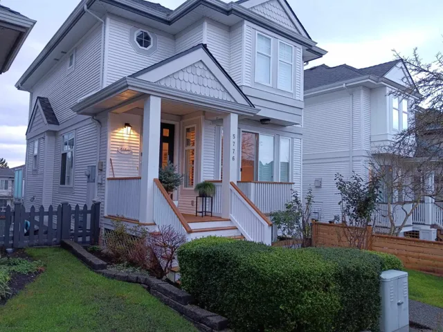 5776 149 STREET, Surrey, British Columbia V3S8W4