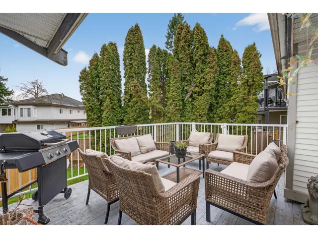 8927 146A STREET, Surrey, British Columbia V3R6Z9