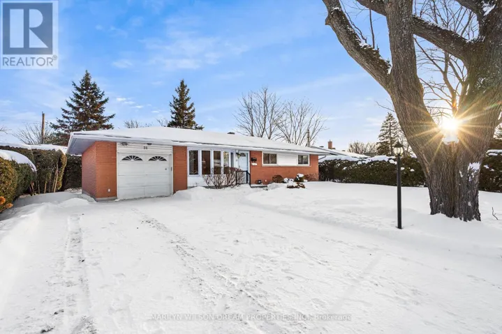 18 VIRGIL ROAD, Ottawa, Ontario K2H6B3