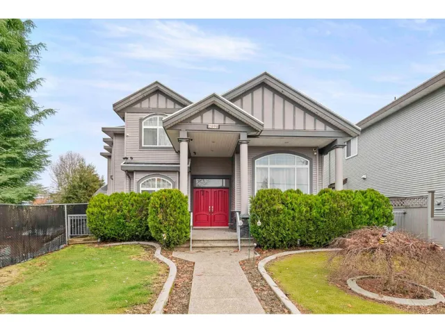 2898 STATION ROAD, Abbotsford, British Columbia V4X0A4