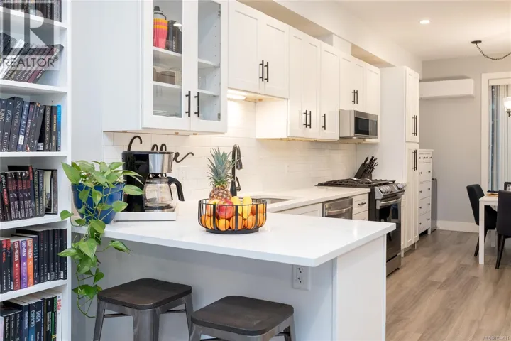 933 Turnstone Ridge, Langford, British Columbia V9C0J4