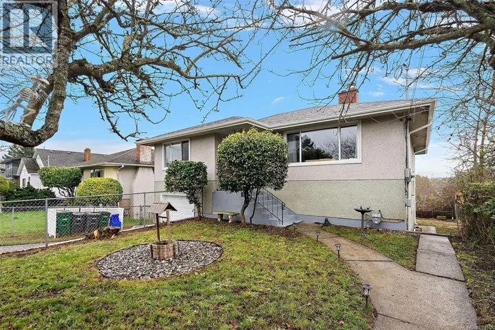 259 Crease Ave, Saanich, British Columbia V8Z1T1