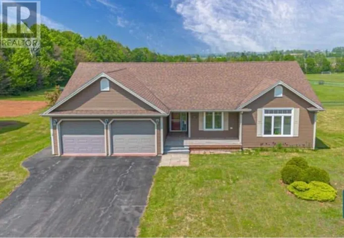 53 Bonavista Avenue, Stratford, Prince Edward Island C1B0E5