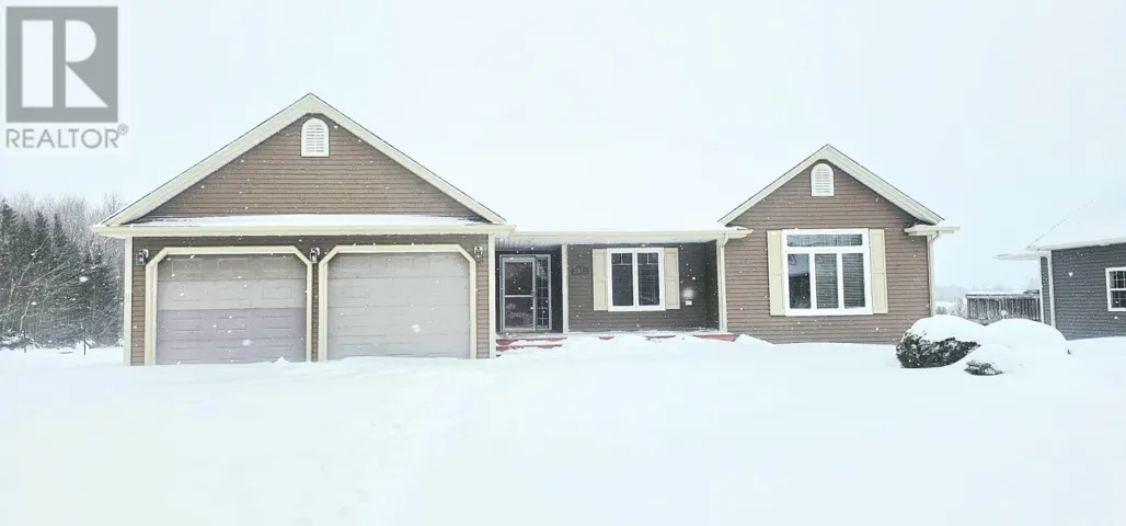 53 Bonavista Avenue, Stratford, Prince Edward Island C1B0E5