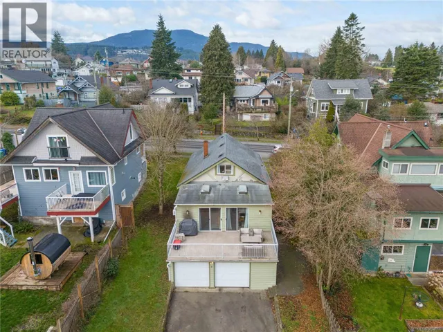 38 Machleary St, Nanaimo, British Columbia V9R2G4