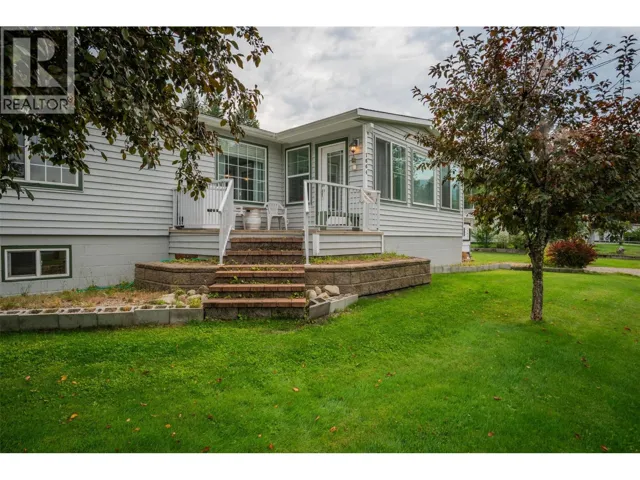 1664 Maida Road, Christina Lake, British Columbia V0H1E3