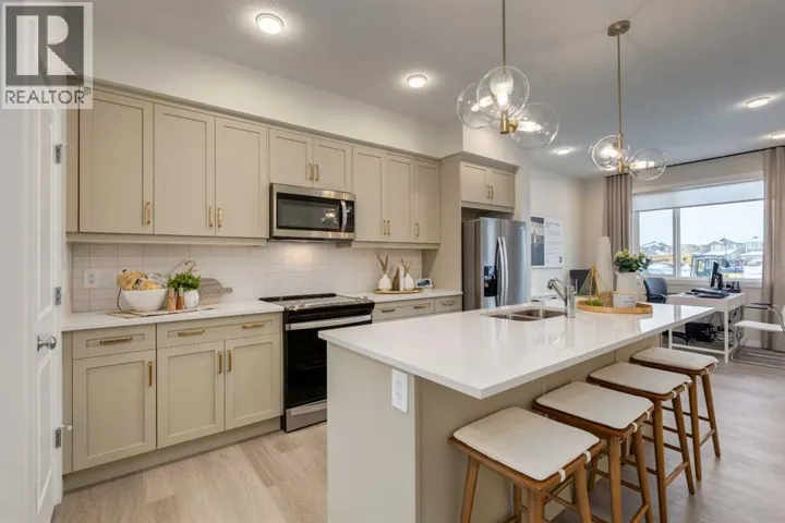 62 Starling Boulevard NW, Calgary, Alberta T3P2V7