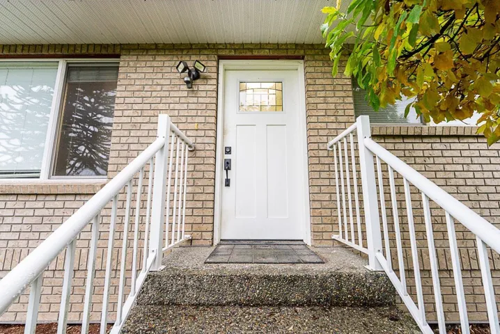 21355 OLD YALE ROAD, Langley, British Columbia V3A4M6