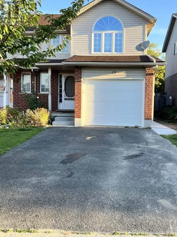 19 BREESEGARDEN LANE, Guelph (Grange Road), Ontario N1E7H1