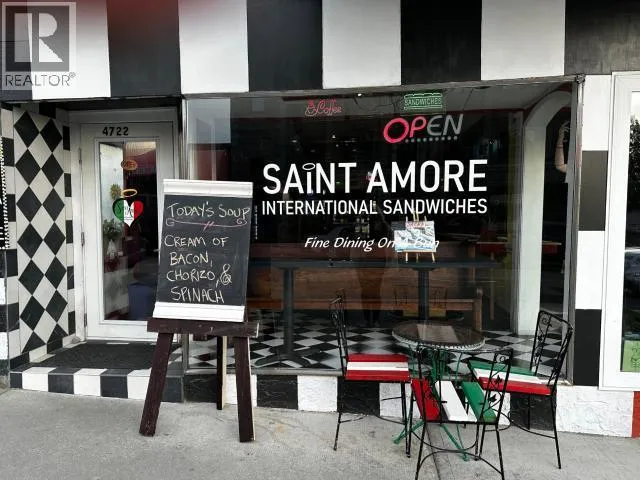 4722 MARINE AVE, Powell River, British Columbia V8A2L4