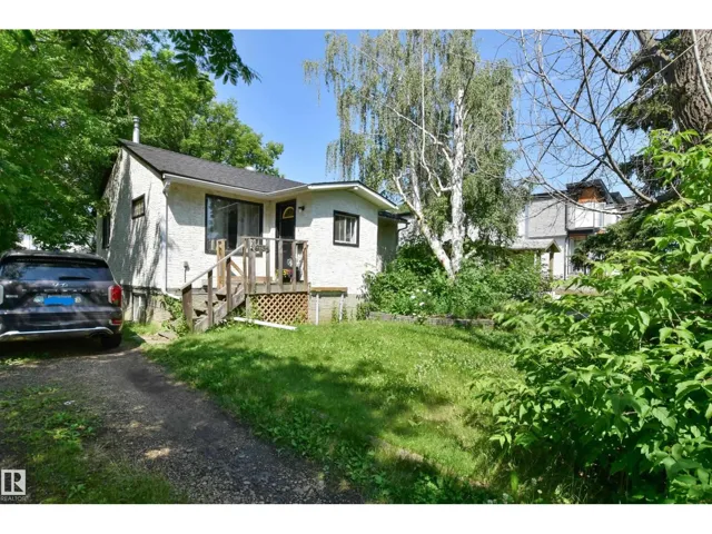 9734 152 ST NW, Edmonton, Alberta T5P1X1