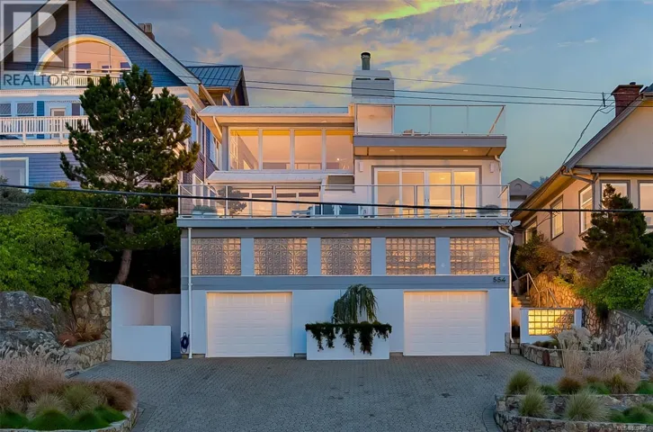 554 Beach Dr, Oak Bay, British Columbia V8S2M5