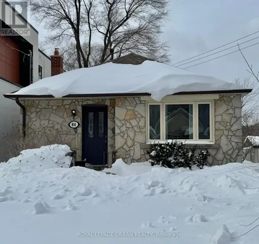 84 CLONMORE DRIVE, Toronto (Birchcliffe-Cliffside), Ontario M1N1X8