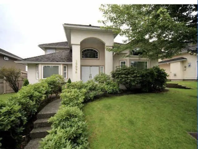19096 64 AVENUE, Surrey, British Columbia V3S8G5