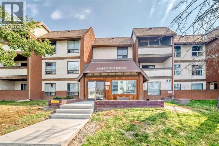 306, 1712 38 Street SE, Calgary, Alberta T2X3H3