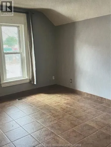 16 MAIN STREET West Unit# A, Kingsville, Ontario N9Y1H1