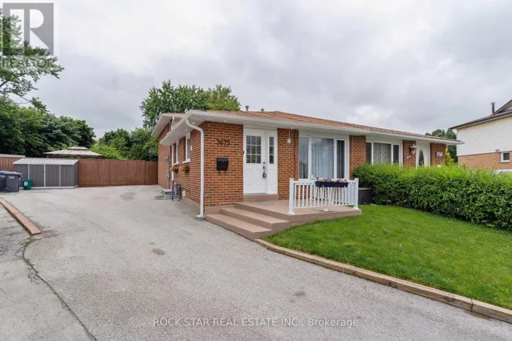 LOWER - 3675 GLENCOLIN COURT, Mississauga (Erindale), Ontario L5C2G3