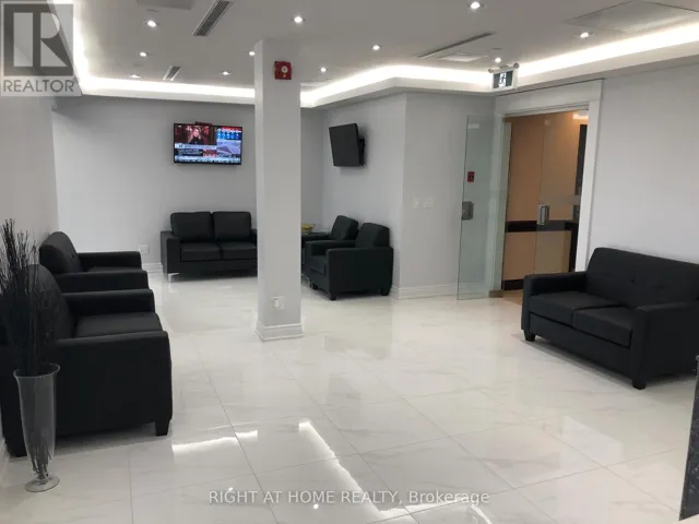 2/200 - 5025 ORBITOR DRIVE, Mississauga (Airport Corporate), Ontario L4W4Y5