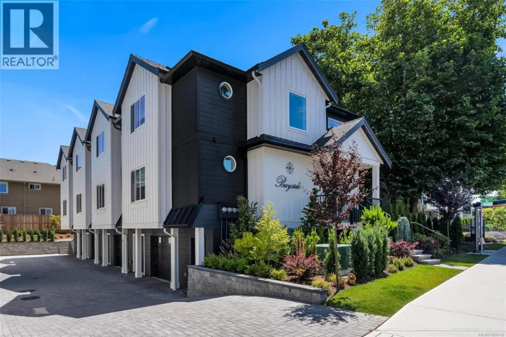 4 10145 Fifth St, Sidney, British Columbia V8L2X8