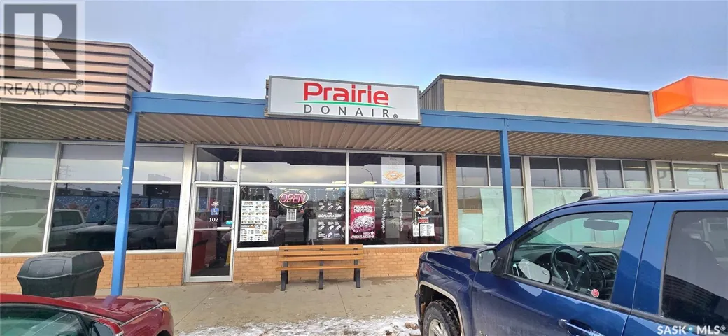 102 1st AVENUE W, Assiniboia, Saskatchewan S0H0B0