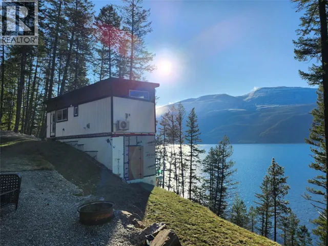 1429 Salisbury Lane N, Argenta, British Columbia V0B1M0