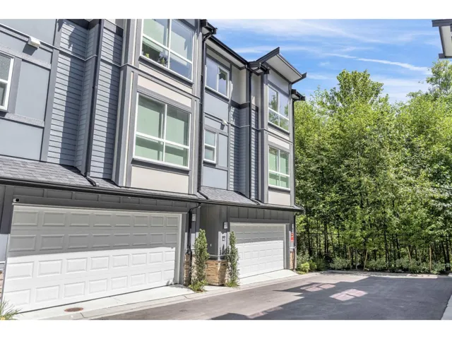 1 6162 138 STREET, Surrey, British Columbia V3X1E7