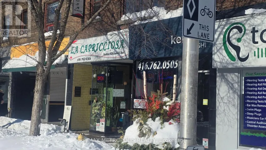 2372 BLOOR STREET W, Toronto (Runnymede-Bloor West Village), Ontario M6S1P5