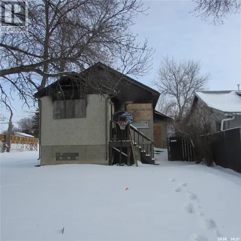 1051 Wascana STREET, Regina, Saskatchewan S4T4H8