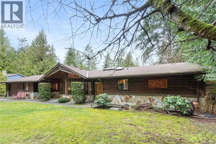 972 Woodpecker Pl, Parksville, British Columbia V9P1T1